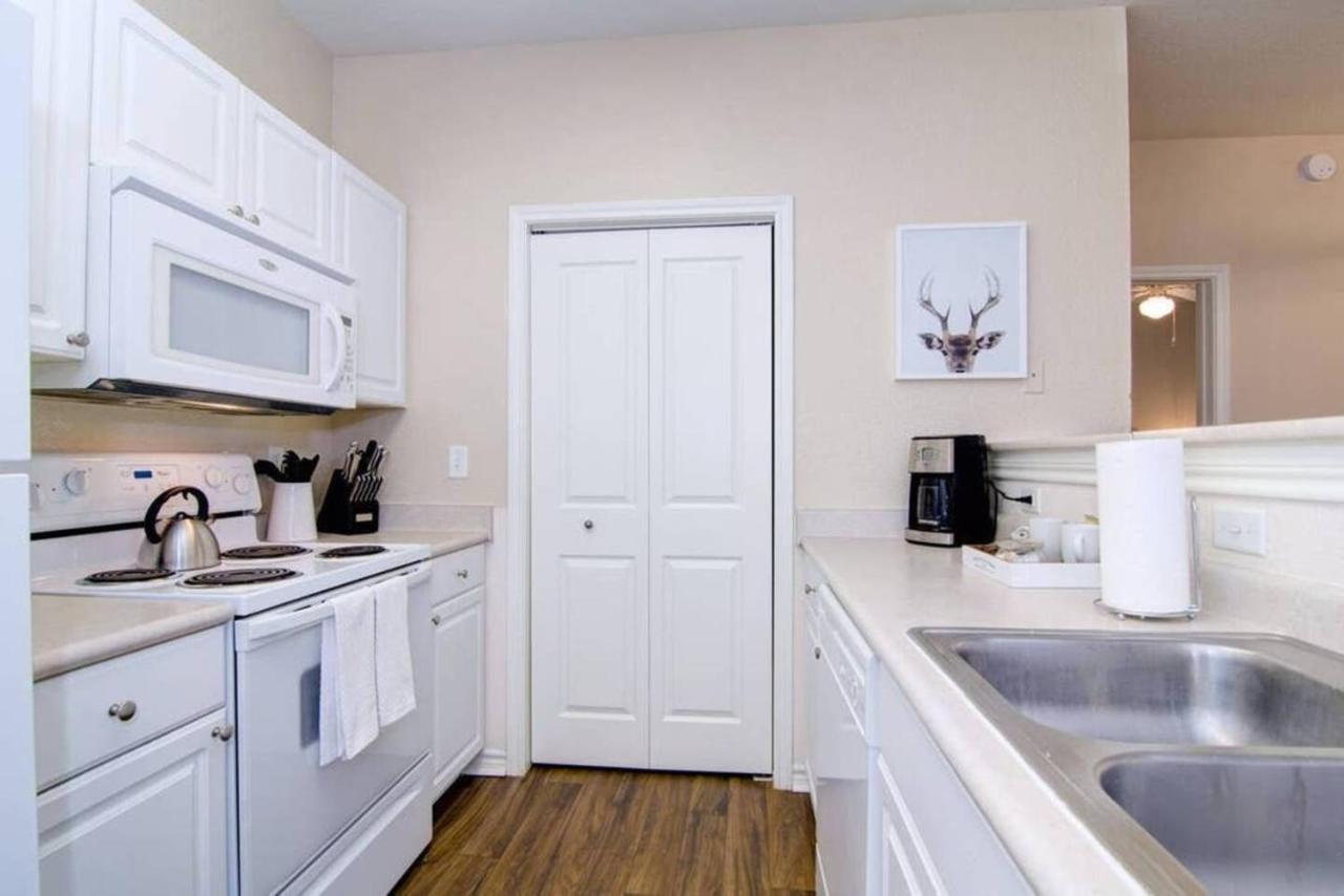 Walk To Downtown Memphis! Apartamento Exterior foto