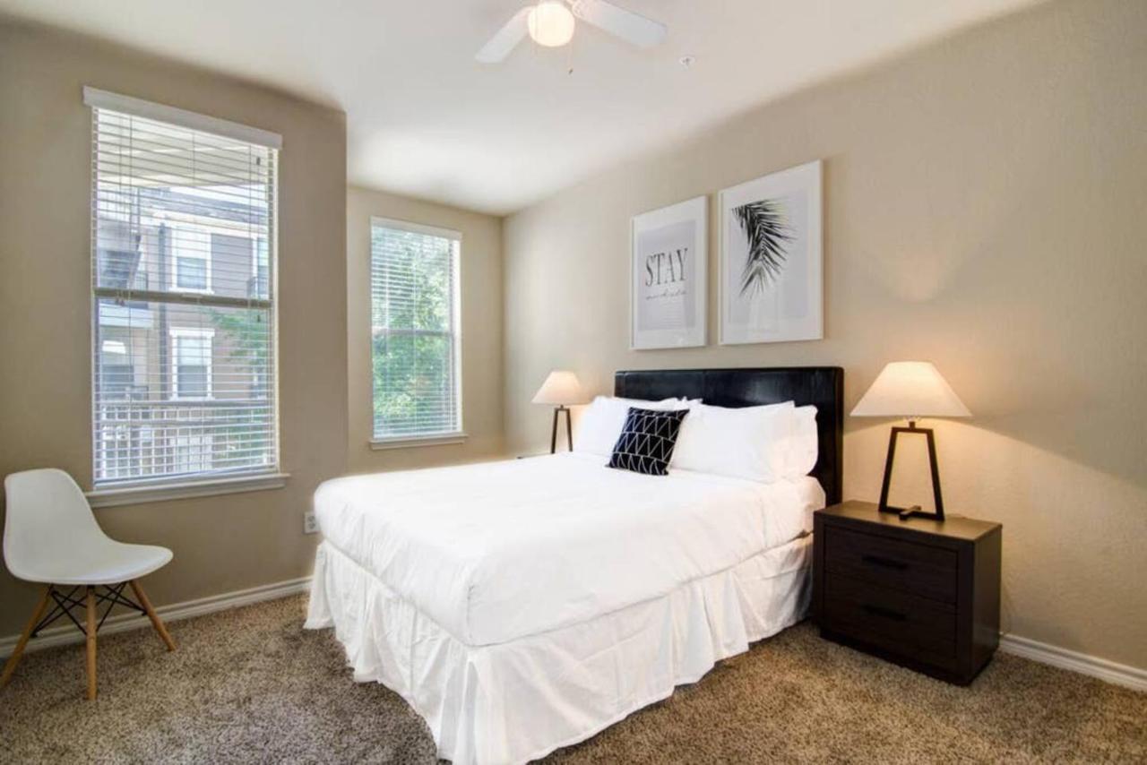 Walk To Downtown Memphis! Apartamento Exterior foto